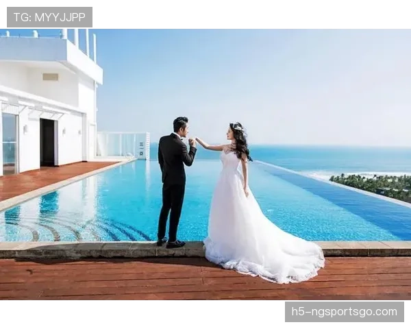 熊朝忠居然住豪宅里养了只名贵宠物，朋友圈都炸了！